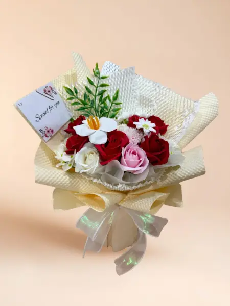 Sunny Rose Bouquet